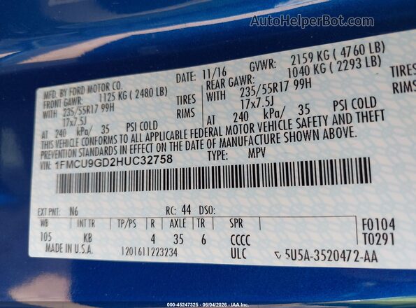 1FMCU9GD2HUC32758 2017 FORD ESCAPE Blue Widok komory silnika