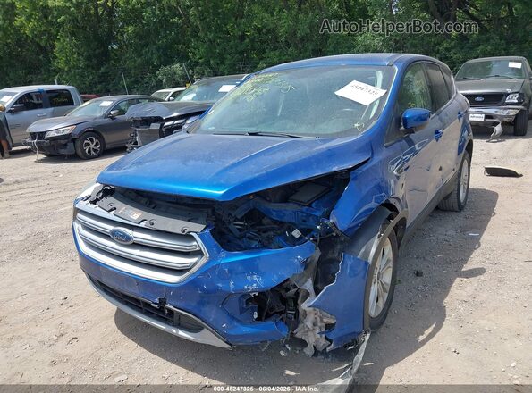 1FMCU9GD2HUC32758 2017 FORD ESCAPE Blue Widok z przodu