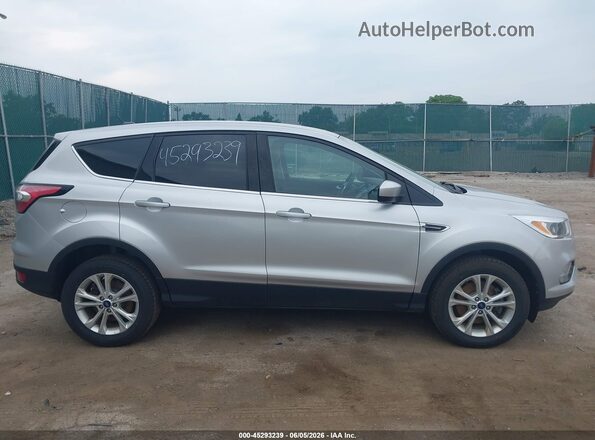 1FMCU9GD2HUE24522 2017 FORD ESCAPE Silver Vista interior trasera