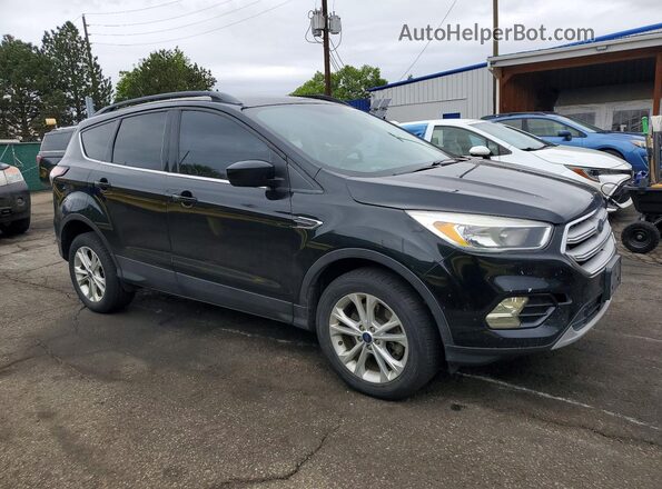 1FMCU9GD2JUB92090 2018 FORD ESCAPE Black Przód prawy