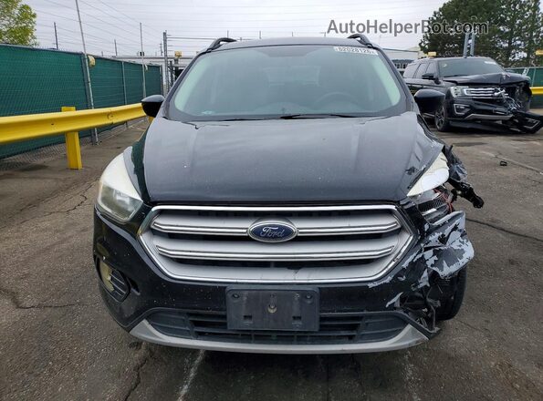1FMCU9GD2JUB92090 2018 FORD ESCAPE Black Widok z przodu