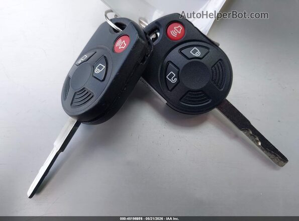 1FMCU9GD2JUD31053 2018 FORD ESCAPE Blue Dashboard view