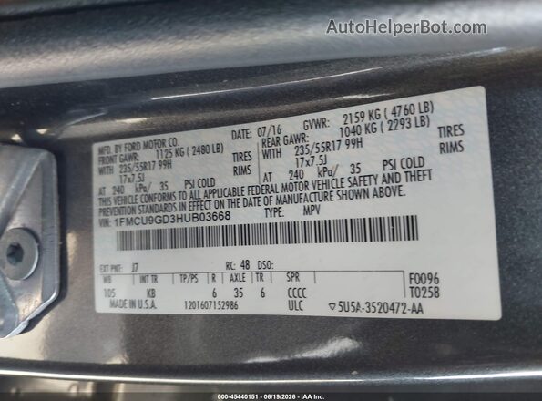 1FMCU9GD3HUB03668 2017 FORD ESCAPE Gray Widok komory silnika