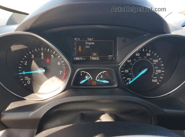 1FMCU9GD3HUD78277 2017 FORD ESCAPE White Widok zestawu wskaźników