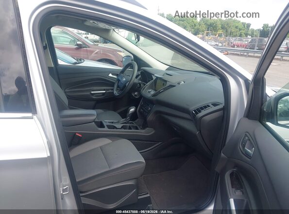 1FMCU9GD3JUB27040 2018 FORD ESCAPE Silver Սալոնի դիմացի տեսք