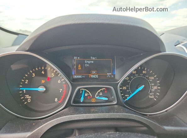 1FMCU9GD4HUA68431 2017 FORD ESCAPE Black Սարքավորումների վահանակի տեսք