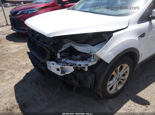 1FMCU9GD4HUE81871 2017 FORD ESCAPE Белый Вид спереди