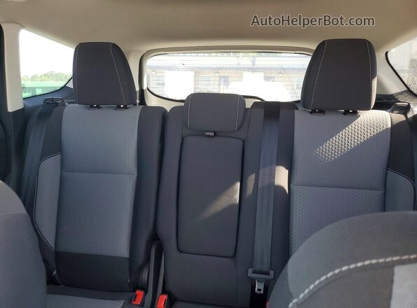 1FMCU9GD4JUB10165 2018 FORD ESCAPE Silver Հետևի նստատեղերի տեսք