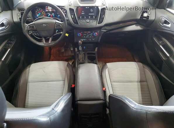 1FMCU9GD4JUC14879 2018 FORD ESCAPE Белый Вид панели приборов