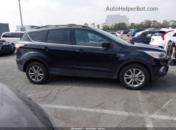 1FMCU9GD4JUC88626 2018 FORD ESCAPE Black Rear interior view