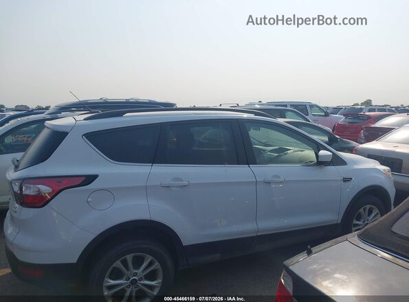 1FMCU9GD4JUD43978 2018 FORD ESCAPE White Rear interior view