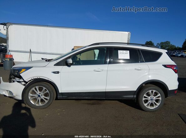 1FMCU9GD4JUD46718 2018 FORD ESCAPE White Панорамний вид салону 360°