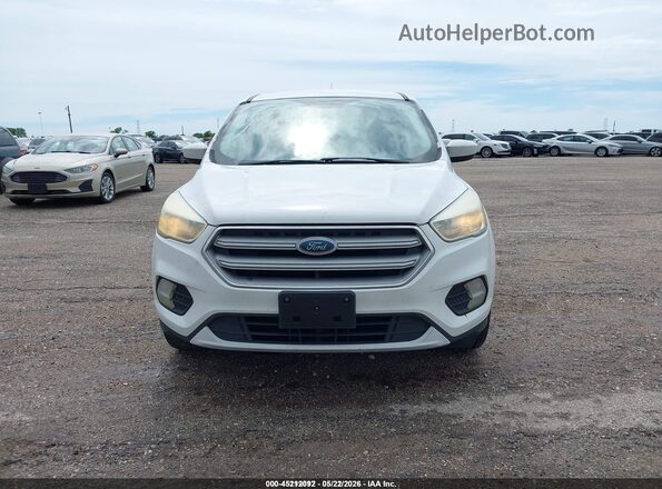 1FMCU9GD5HUA41254 2017 FORD ESCAPE White Вид щитка приладів