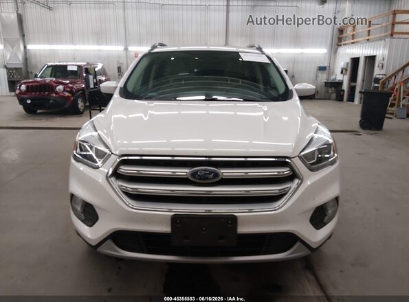1FMCU9GD5HUA77316 2017 FORD ESCAPE White Front view