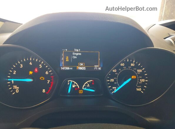 1FMCU9GD5HUB05762 2017 FORD ESCAPE White Instrument cluster view