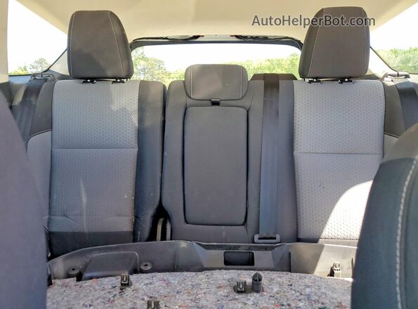 1FMCU9GD5HUB38714 2017 FORD ESCAPE Белый Вид задних сидений