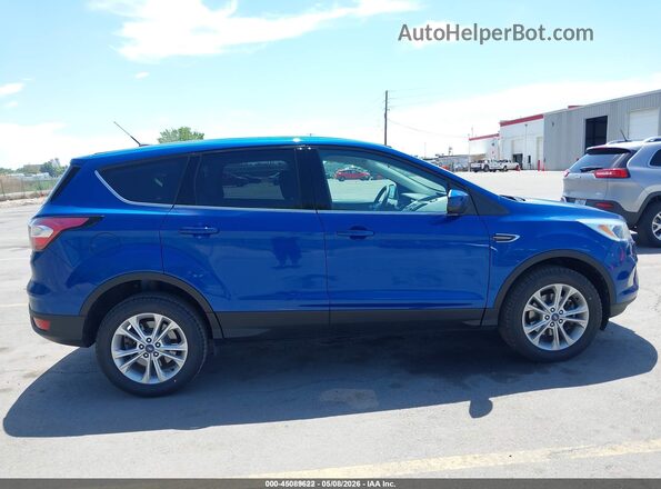 1FMCU9GD5HUE18567 2017 FORD ESCAPE Blue Widok wnętrza z tyłu