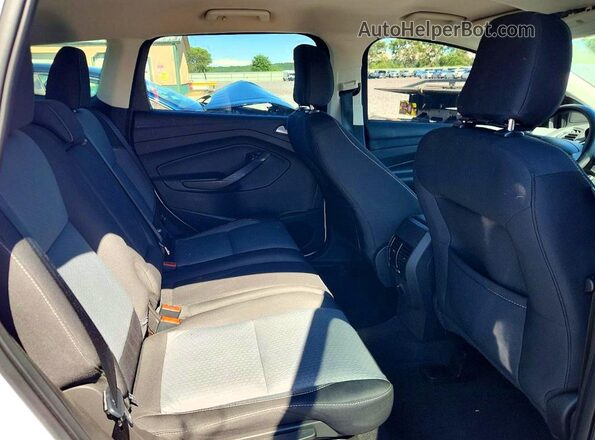 1FMCU9GD5JUB76207 2018 FORD ESCAPE White Հետևի նստատեղերի տեսք
