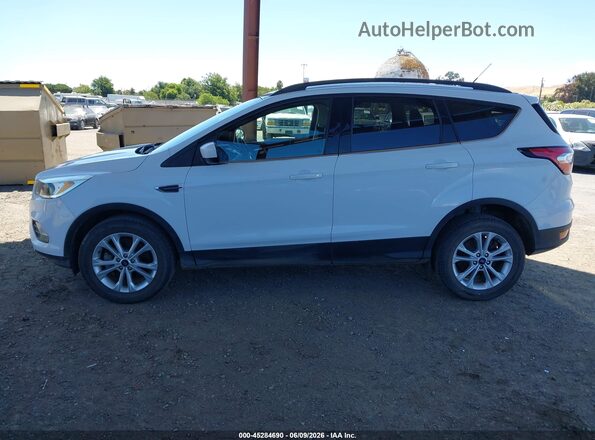 1FMCU9GD5JUD08690 2018 FORD ESCAPE White 