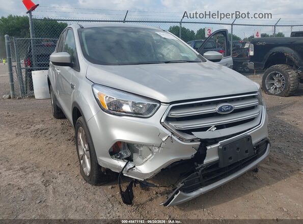 1FMCU9GD5KUB43631 2019 FORD ESCAPE Silver Widok z przodu