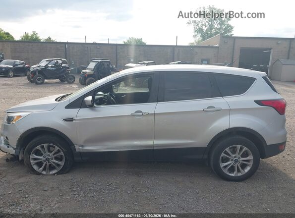1FMCU9GD5KUB43631 2019 FORD ESCAPE Silver Widok wnętrza 360 stopni
