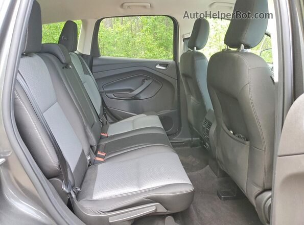 1FMCU9GD5KUB87323 2019 FORD ESCAPE Gray Rear seats view