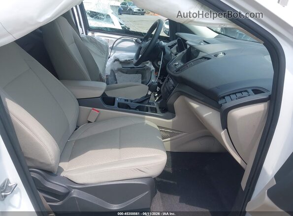 1FMCU9GD6HUC07605 2017 FORD ESCAPE White Widok wnętrza z przodu