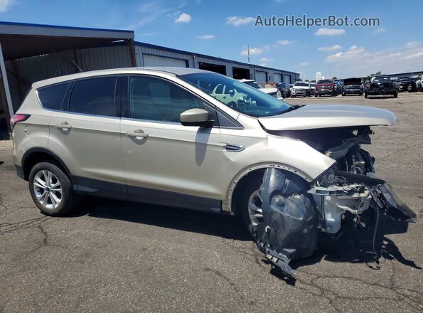 1FMCU9GD6HUC79341 2017 FORD ESCAPE Gold Przód prawy