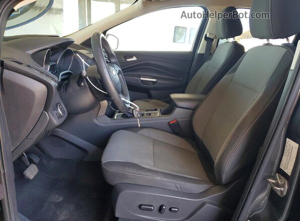 1FMCU9GD6HUE39346 2017 FORD ESCAPE Charcoal Вид салону спереду