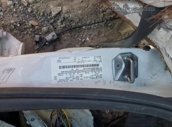 1FMCU9GD6JUA27403 2018 FORD ESCAPE Белый 