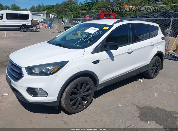 1FMCU9GD6JUA68470 2018 FORD ESCAPE White Front left