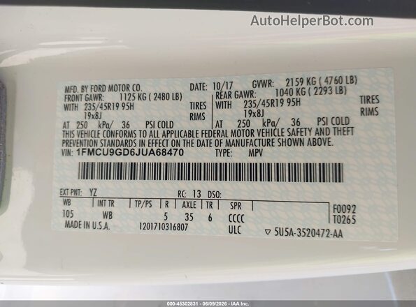 1FMCU9GD6JUA68470 2018 FORD ESCAPE White Engine compartment view