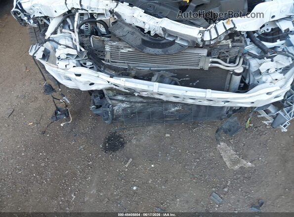 1FMCU9GD6JUD13574 2018 FORD ESCAPE White Front view