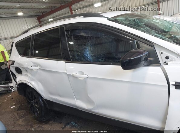 1FMCU9GD6JUD13574 2018 FORD ESCAPE White 360 interior view