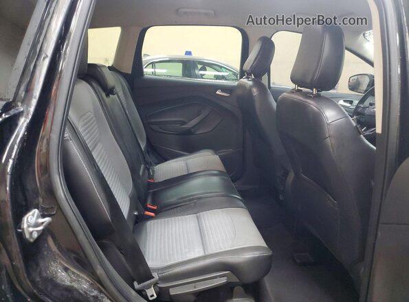 1FMCU9GD6KUA17035 2019 FORD ESCAPE Black Widok wnętrza z tyłu