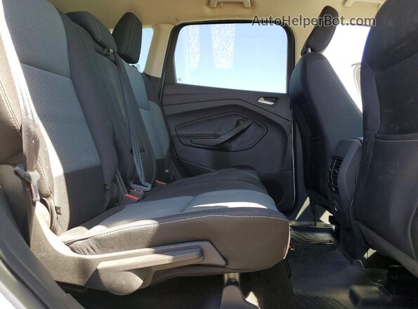 1FMCU9GD6KUA21845 2019 FORD ESCAPE White Widok wnętrza z tyłu