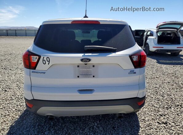 1FMCU9GD6KUA21845 2019 FORD ESCAPE White Widok z tyłu