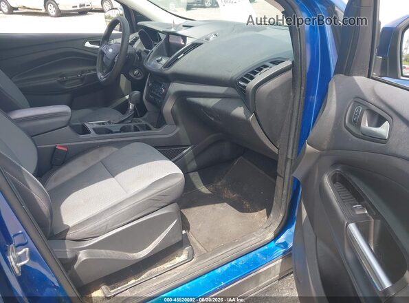 1FMCU9GD7HUD27381 2017 FORD ESCAPE Blue Вид салону спереду