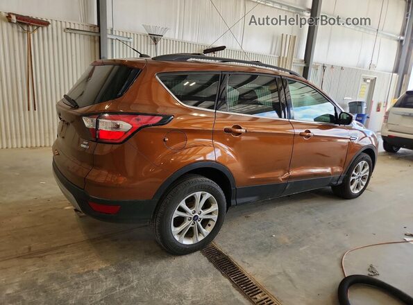1FMCU9GD7HUE58780 2017 FORD ESCAPE Brown Tył prawy