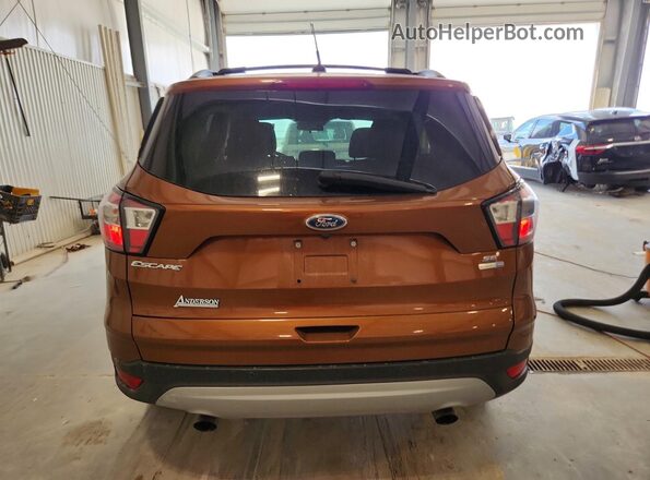 1FMCU9GD7HUE58780 2017 FORD ESCAPE Brown Widok z tyłu