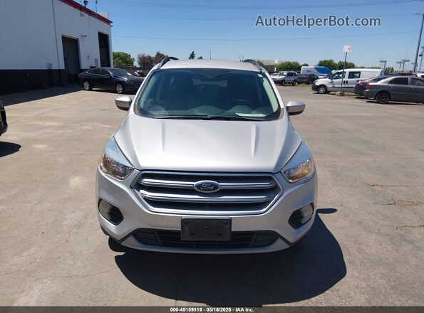 1FMCU9GD7JUC38769 2018 FORD ESCAPE Silver Vista del cuadro de instrumentos