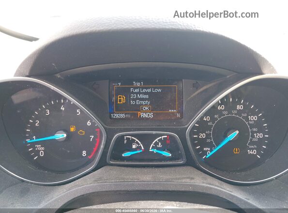 1FMCU9GD7JUD01949 2018 FORD ESCAPE White Vista de los asientos traseros