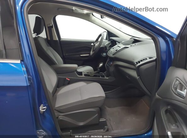 1FMCU9GD7JUD31081 2018 FORD ESCAPE Blue Front interior view