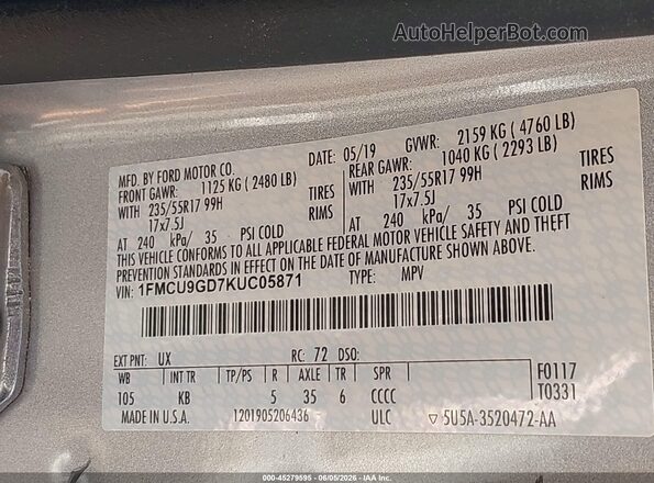 1FMCU9GD7KUC05871 2019 FORD ESCAPE Silver Engine compartment view