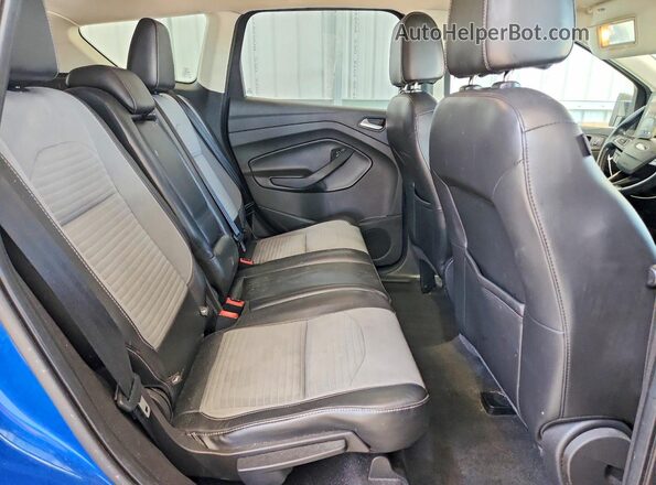 1FMCU9GD8HUC44414 2017 FORD ESCAPE Blue უკანა სალონის ხედი