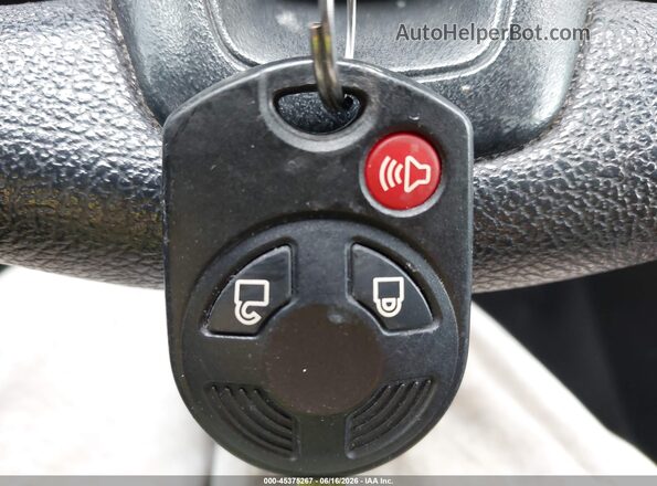 1FMCU9GD8HUD06166 2017 FORD ESCAPE Blue Вид панелі приладів