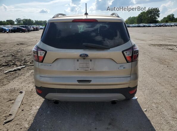 1FMCU9GD8JUB71440 2018 FORD ESCAPE Gold Вид ззаду