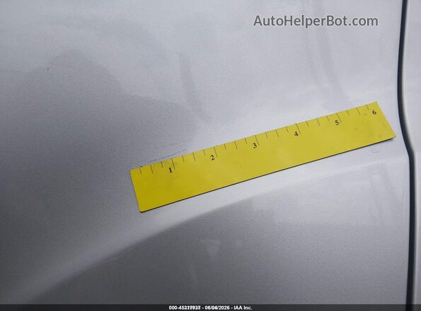 1FMCU9GD8JUD08604 2018 FORD ESCAPE Серебряный Вид щитка приборов