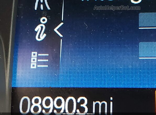 1FMCU9GD8JUD08604 2018 FORD ESCAPE Серебряный 