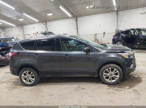 1FMCU9GD9HUB86961 2017 FORD ESCAPE Серый Вид щитка приборов